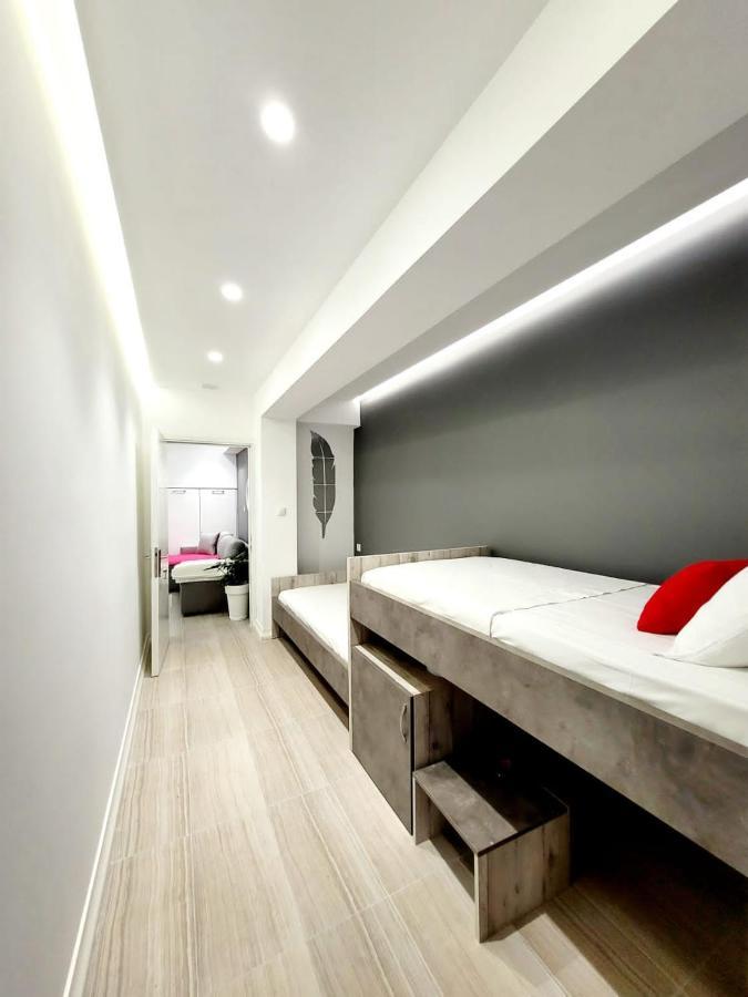 Anis Apartments Sarande Exterior photo