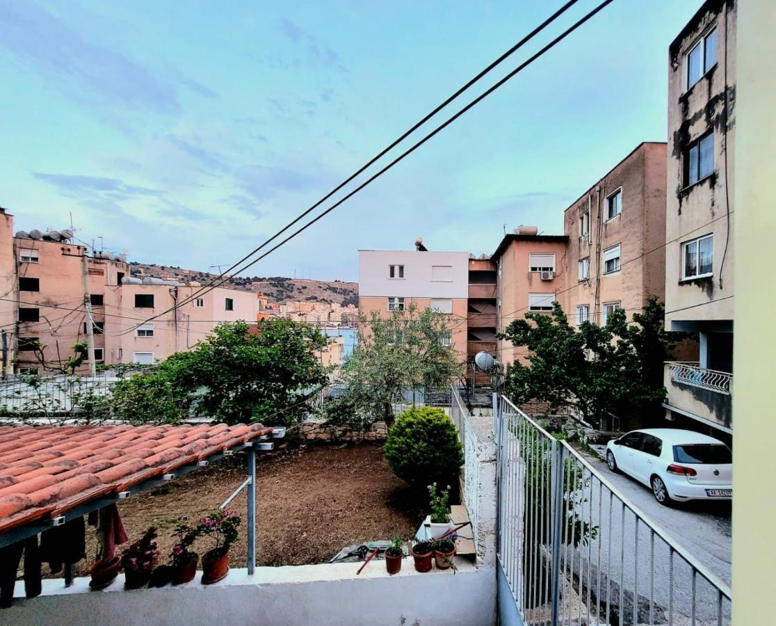 Anis Apartments Sarande Exterior photo
